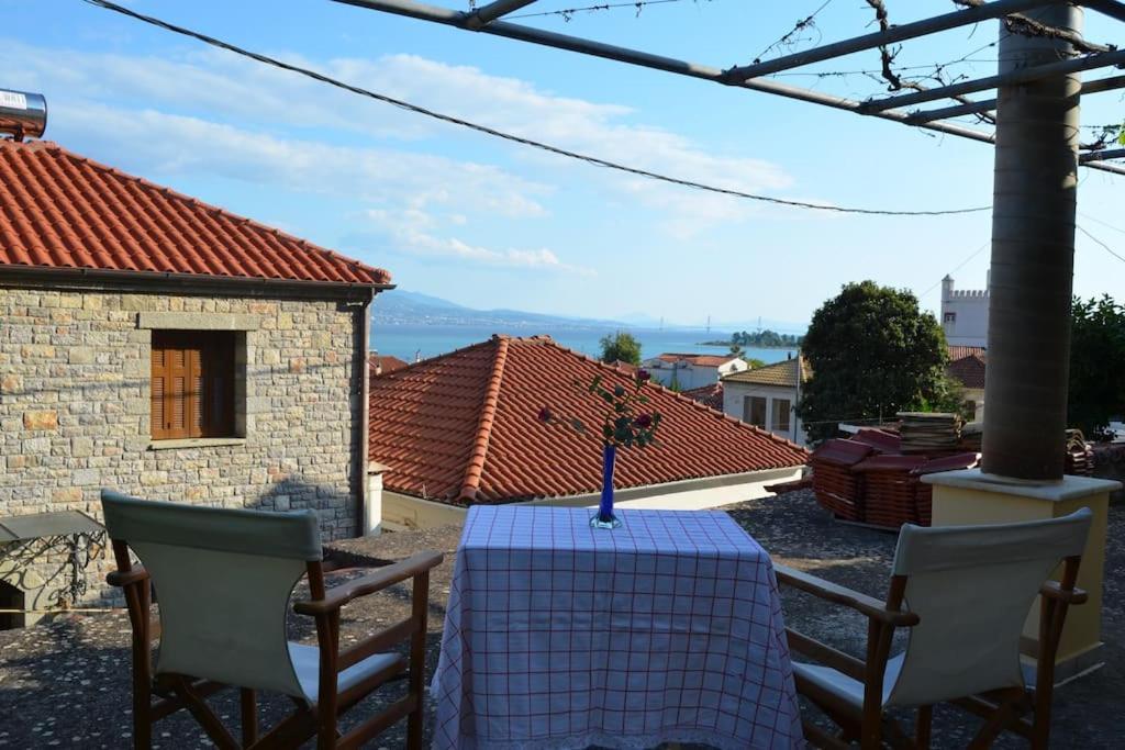 Nafpaktos Castle Studio المظهر الخارجي الصورة